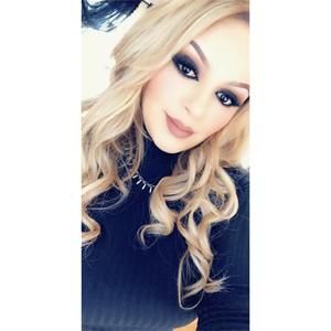 Meet your Posher, Mayra